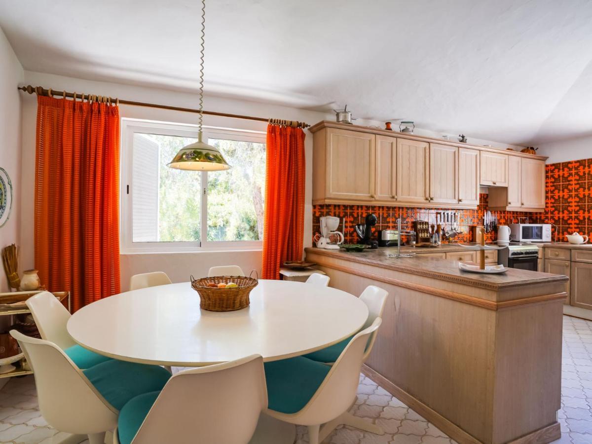 Roofed Villa In Albufeira With Private Swimming Pool Оллюш-де-Аґуа Екстер'єр фото